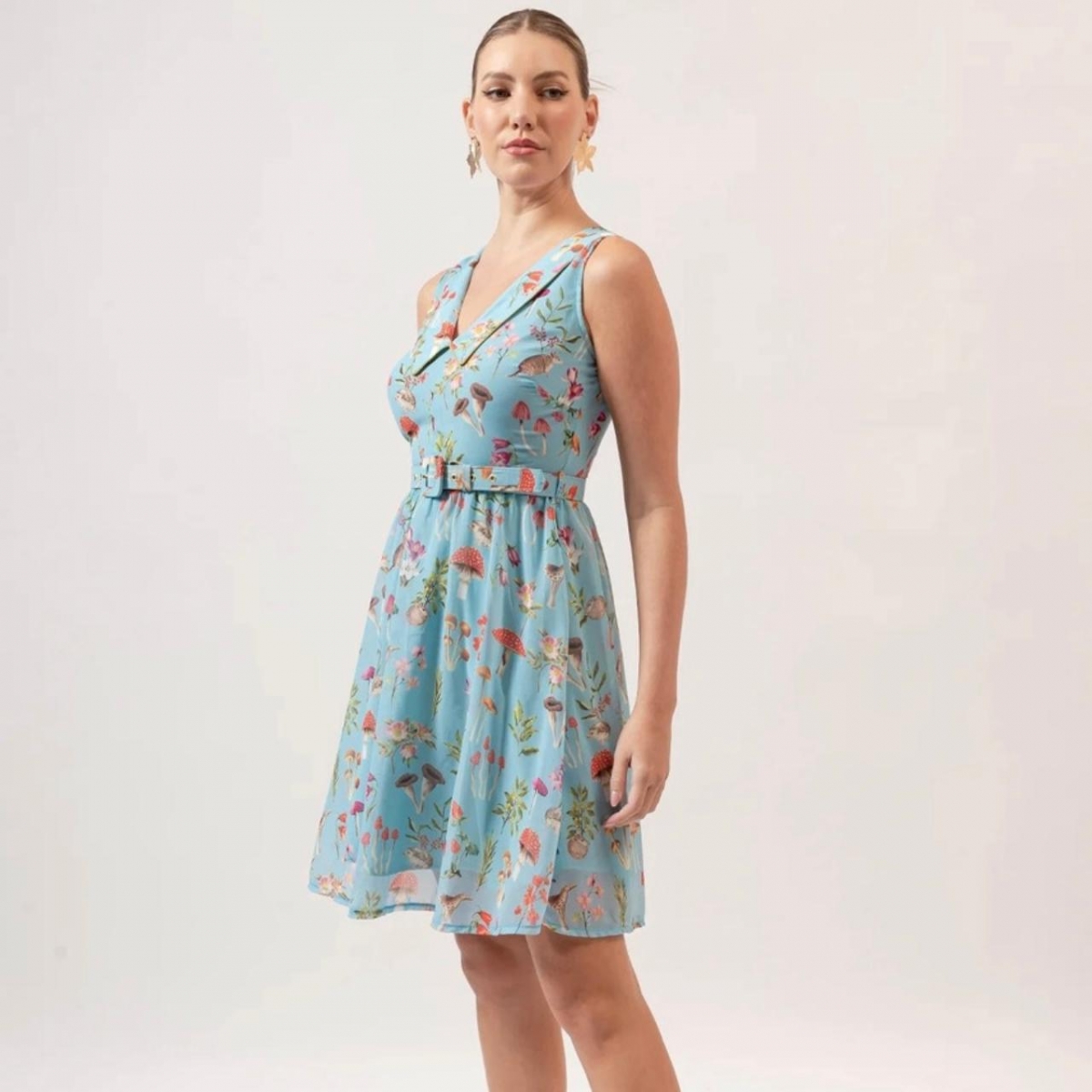 VESTUDO CURTO BOSQUE 2  M REF. 082486098402