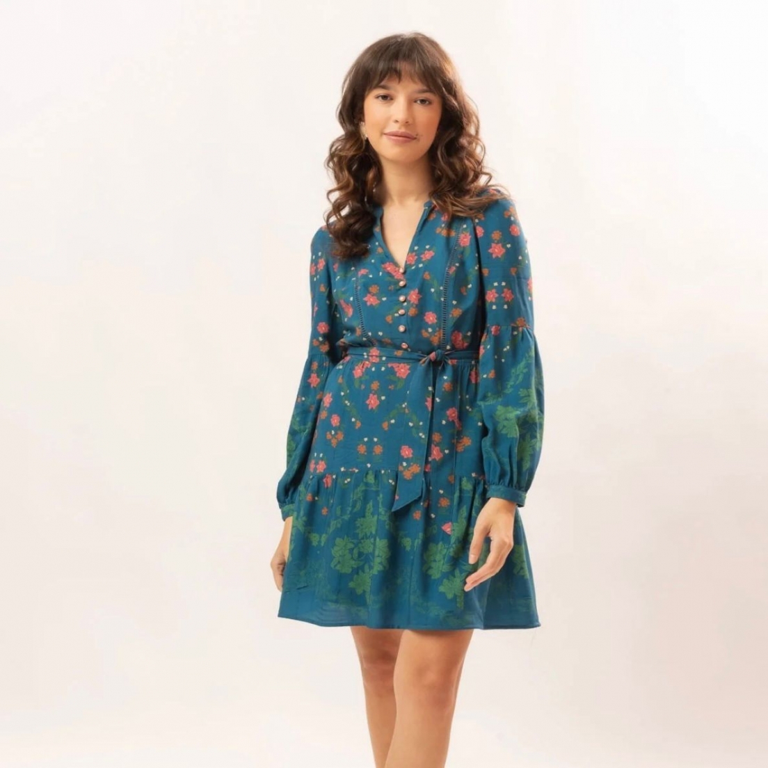 VESTIDO CURTO VIOLETA ASTRAL M REF. 082679003402