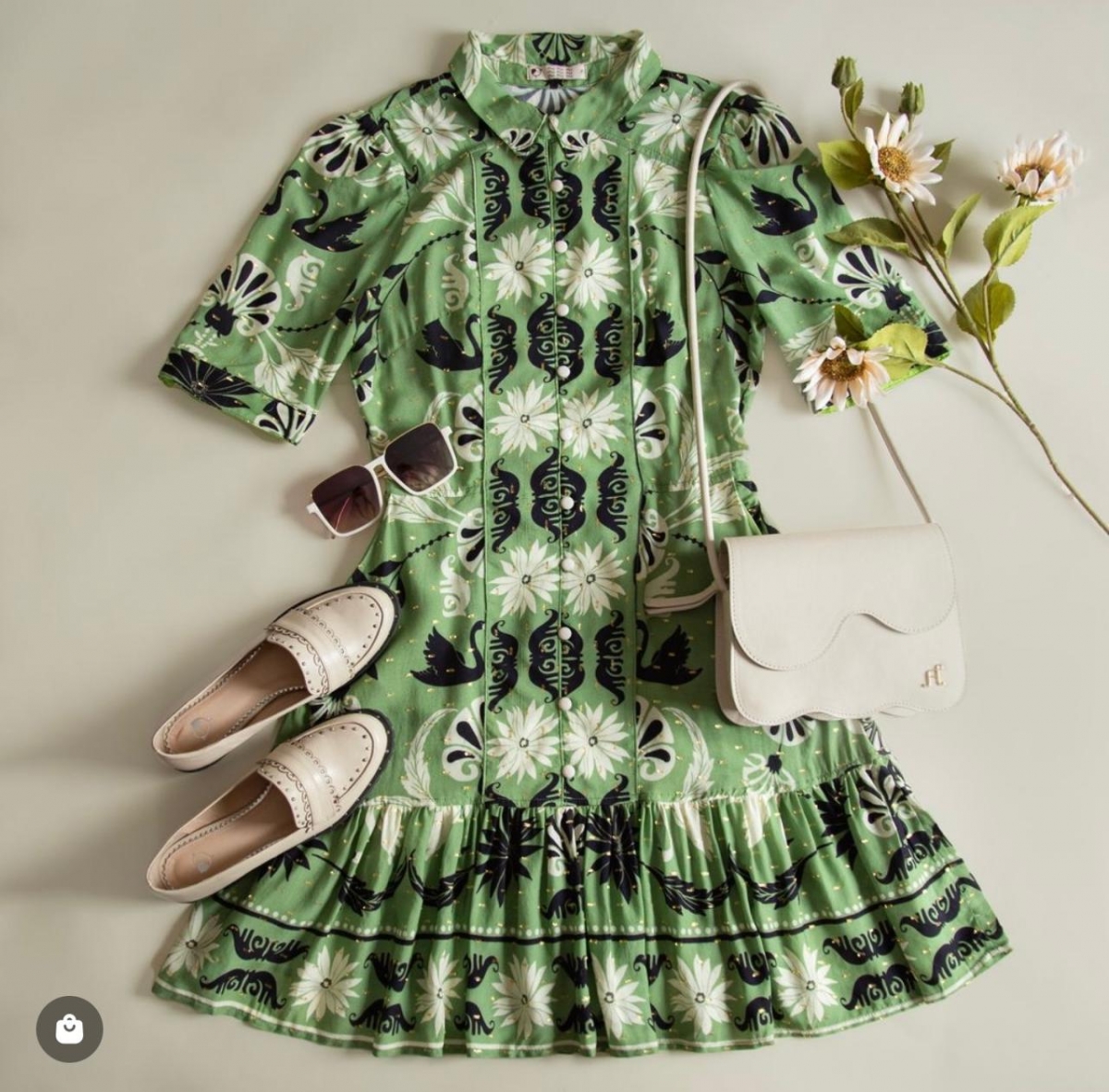 VESTIDO CURTO COM FAIXA CAPIM SANTO M REF. 082752004502